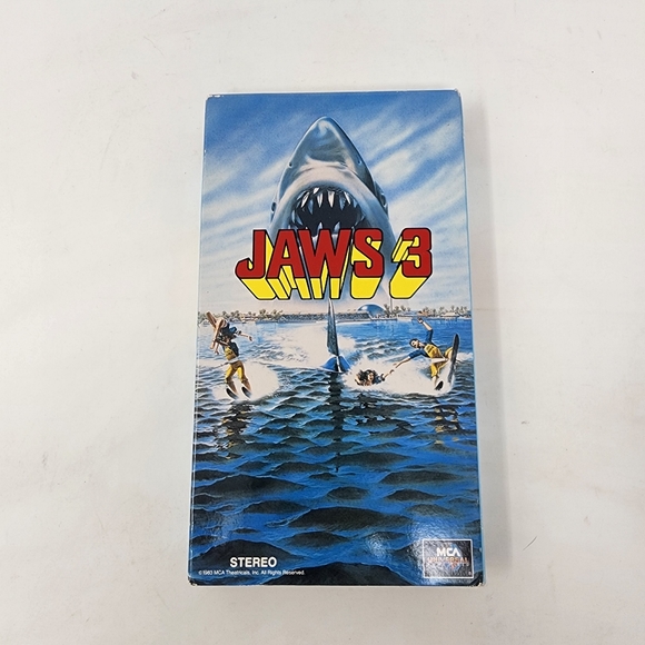 Jaws 3 (VHS, 1983, 1993) Dennis Quaid Horror Classic Thriller - Picture 1 of 8